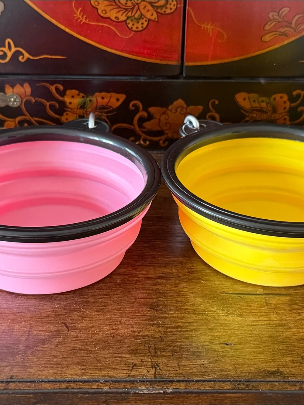 Rest-Eazzy Collapsible Pet Bowls — Pink & Yellow (2-Pack) NWOT